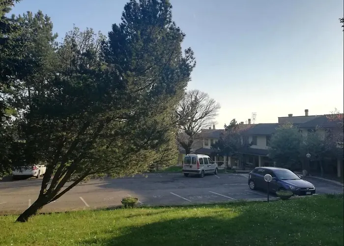 La Paloma San Zeno Apartman